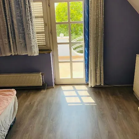 Tieff Apartmanhaz Balatonmariafuerdo Hullamtelep *