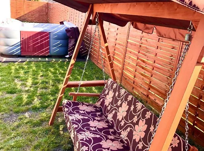 Holiday home Tieff Apartmanhaz Balatonmariafuerdo Hullamtelep Balatonkeresztur