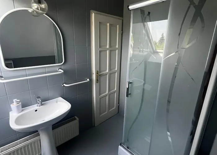 Tieff Apartmanhaz Balatonmariafuerdo Hullamtelep Dom wakacyjny