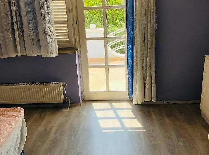 Tieff Apartmanhaz Balatonmariafuerdo Hullamtelep *