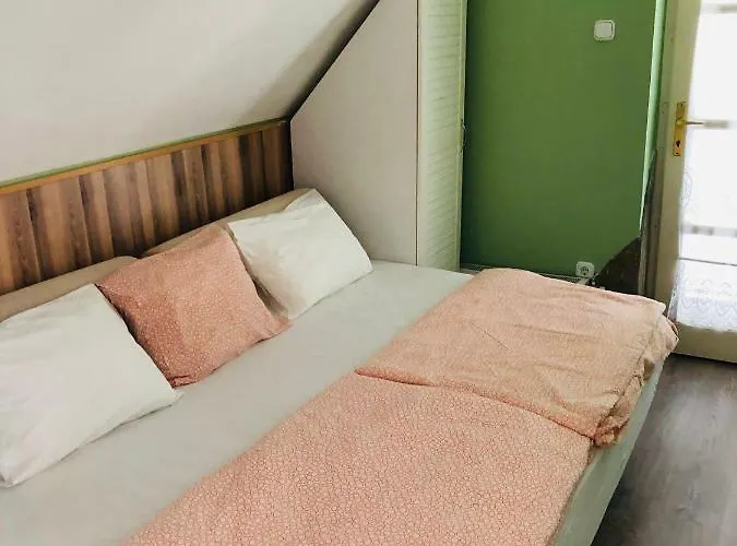 Tieff Apartmanhaz Balatonmariafuerdo Hullamtelep *